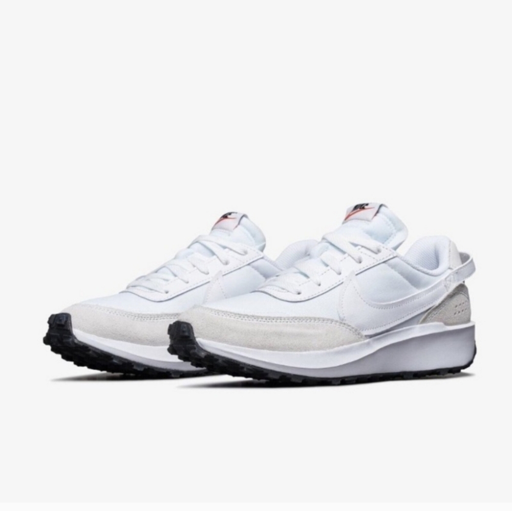 Nike Men's White and Gray Sneakers